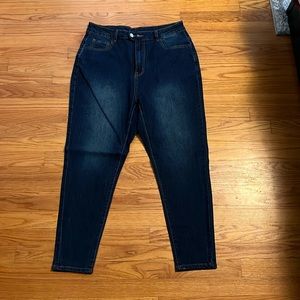 SHEIN Curve Jeans